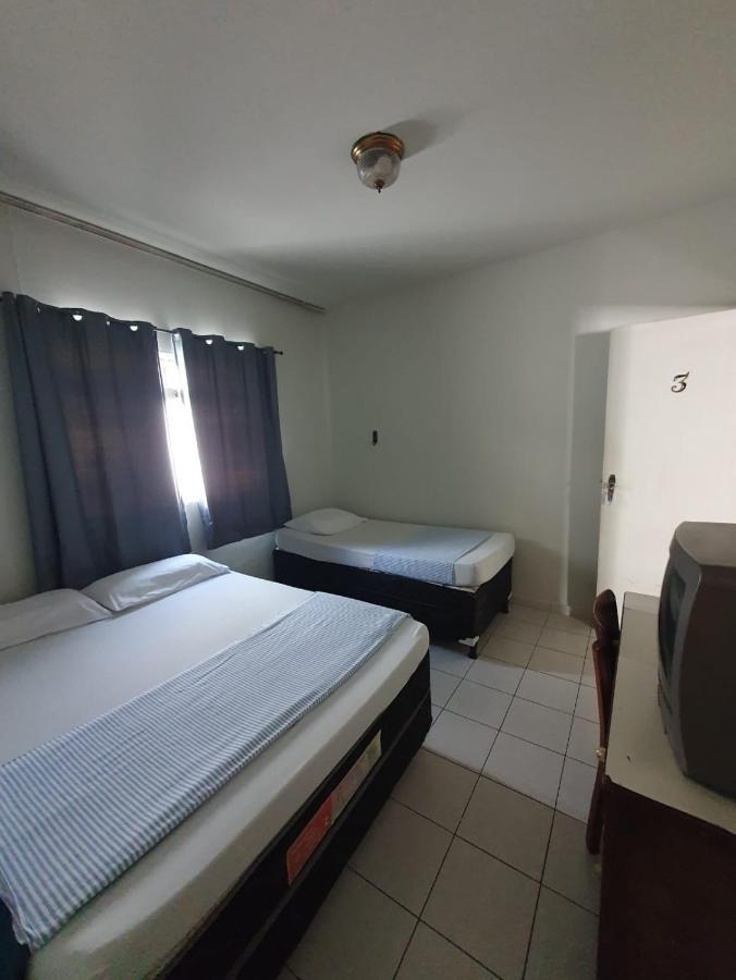 Hostel Umuarama Uberlândia Esterno foto